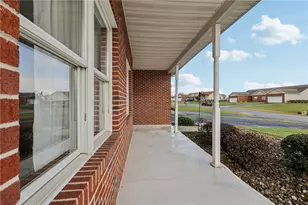 7 Quail Ln, Wilmington Township, PA 16142 - Photo 3