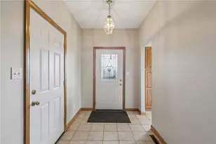 7 Quail Ln, Wilmington Township, PA 16142 - Photo 5