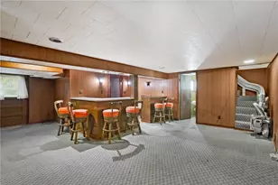 34 Sterling Dr, Robinson Twp, PA 15108 - Photo 13