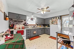 20 Crawford St, North Union Township, PA 15401 - Photo 13