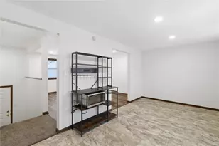 310 Bow St, Canonsburg, PA 15317 - Photo 17