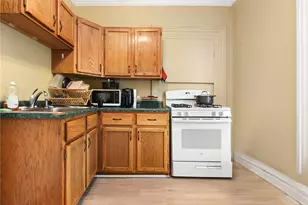 7733 Oak St, Ross Twp, PA 15237 - Photo 5