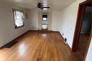 11384 James, North Huntingdon, PA 15642 - Photo 3