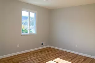 526 Magazine, Carnegie, PA 15106 - Photo 17