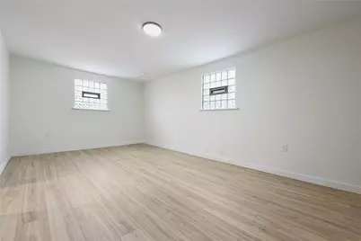 4619 Greensprings Avenue, West Mifflin, PA 15122 - Photo 21