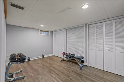 700 Montclair, Allegheny Township, PA 15068 - Photo 27