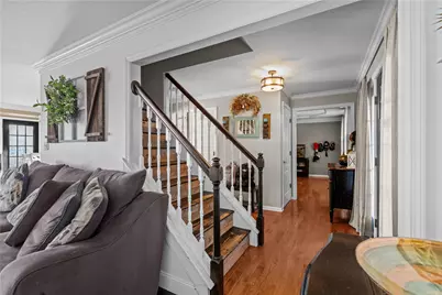 700 Montclair, Allegheny Township, PA 15068 - Photo 5