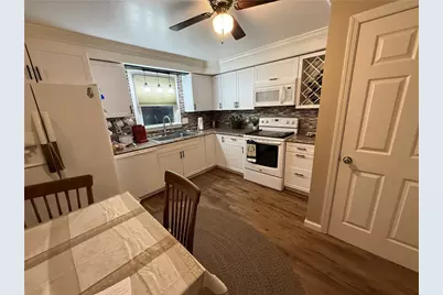 1637 State Route 981, Ruffs Dale, PA 15679 - Photo 3