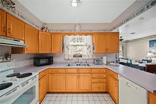 321 Meadowlark Dr, South Union Township, PA 15401 - Photo 13