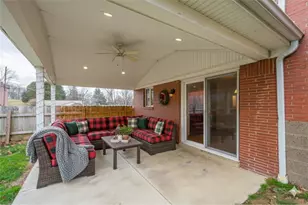 955 Vista Glen Dr, Bethel Park, PA 15102 - Photo 27