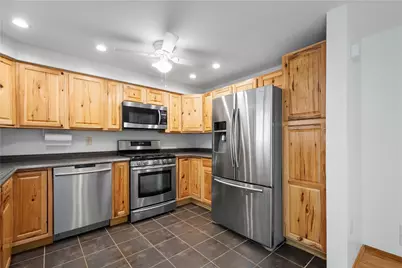 955 Vista Glen Dr, Bethel Park, PA 15102 - Photo 15