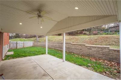 955 Vista Glen Dr, Bethel Park, PA 15102 - Photo 29