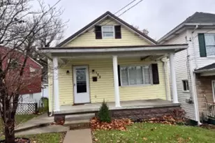 152 E Askren St, Uniontown, PA 15401 - Photo 1