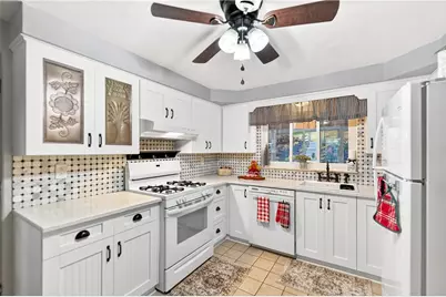 436 Spring Valley Rd, West Mifflin, PA 15122 - Photo 17