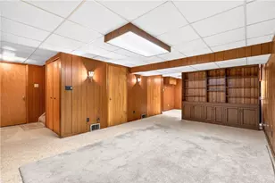 608 Cararra Dr, Pittsburgh, PA 15101 - Photo 27