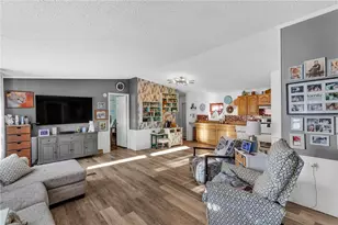 210 Meadow Ln, Murrysville, PA 15668 - Photo 3