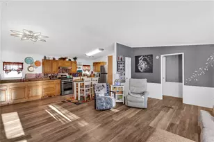 210 Meadow Ln, Murrysville, PA 15668 - Photo 7