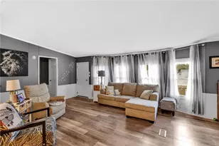 210 Meadow Ln, Murrysville, PA 15668 - Photo 5