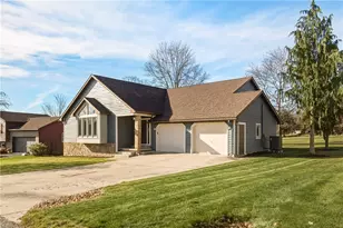 1204 S Columbia Ave, Somerset Boro, PA 15501 - Photo 1