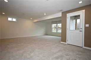 212 Creekside Dr, Oakdale, PA 15071 - Photo 15