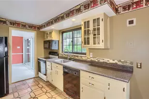 111 E Bruceton Rd, Pittsburgh, PA 15236 - Photo 23