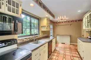111 E Bruceton Rd, Pittsburgh, PA 15236 - Photo 27