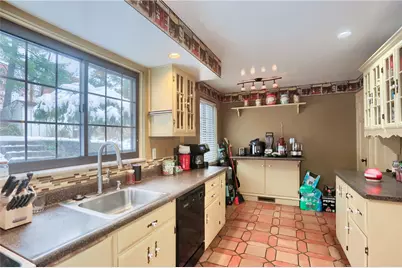 111 E Bruceton Road, Pittsburgh, PA 15236 - Photo 15