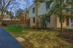 1273 Greystone Dr, Pittsburgh, PA 15241 - Photo 5