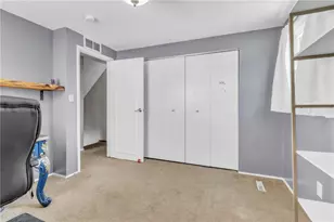 660 Surfside Dr, Pittsburgh, PA 15239 - Photo 35