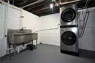 206 Thomas St, West Mifflin, PA 15122 - Photo 29