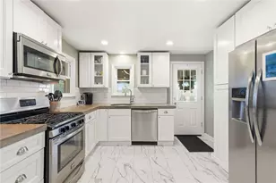 1024 Garden Pl, Pittsburgh, PA 15116 - Photo 13