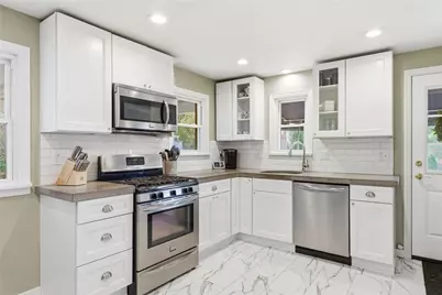 1024 Garden Pl, Pittsburgh, PA 15116 - Photo 15