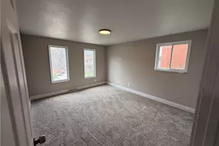 836 Cedarwood Dr, Pittsburgh, PA 15235 - Photo 9