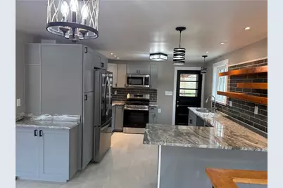 836 Cedarwood Dr, Pittsburgh, PA 15235 - Photo 3