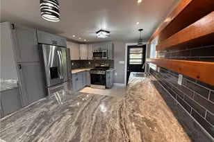 836 Cedarwood Dr, Pittsburgh, PA 15235 - Photo 7