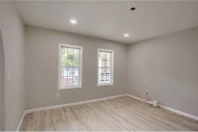 419 Maytide St, Pittsburgh, PA 15227 - Photo 17