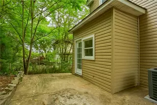 419 Maytide St, Pittsburgh, PA 15227 - Photo 11