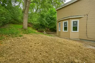 419 Maytide St, Pittsburgh, PA 15227 - Photo 5