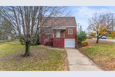 116 Warren Dr, New Kensington, PA 15068 - Photo 1