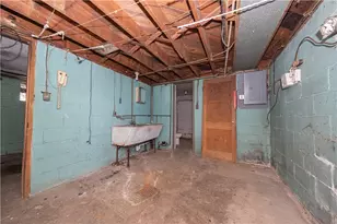 939 Delevan St, Pittsburgh, PA 15217 - Photo 23