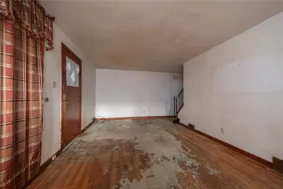 939 Delevan St, Pittsburgh, PA 15217 - Photo 13