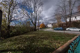 939 Delevan St, Pittsburgh, PA 15217 - Photo 29