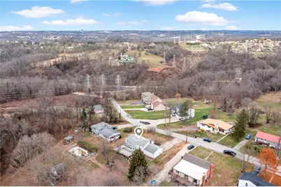 2011 Riverview Dr, Jefferson Hills, PA 15332 - Photo 39