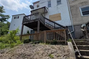 709-711 Fruit Way, McKees Rocks, PA 15136 - Photo 1