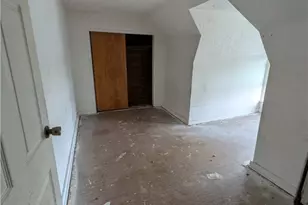 709-711 Fruit Way, McKees Rocks, PA 15136 - Photo 13