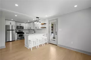 2678 Glenny Ln, West Mifflin, PA 15122 - Photo 9