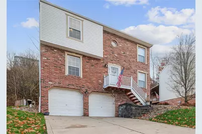 121 Shelbourne Dr, Moon/Crescent Twp, PA 15108 - Photo 3