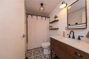 204 Clearbrook Ct, Cranberry Township, PA 16066 - Photo 17