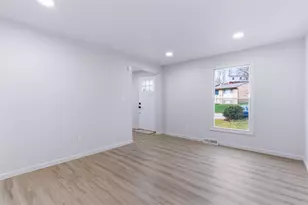 176 Colonial Village Dr, Pittsburgh, PA 15235 - Photo 35