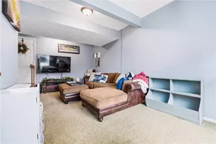 2657 Hunters Point Dr, Pittsburgh, PA 15090 - Photo 25